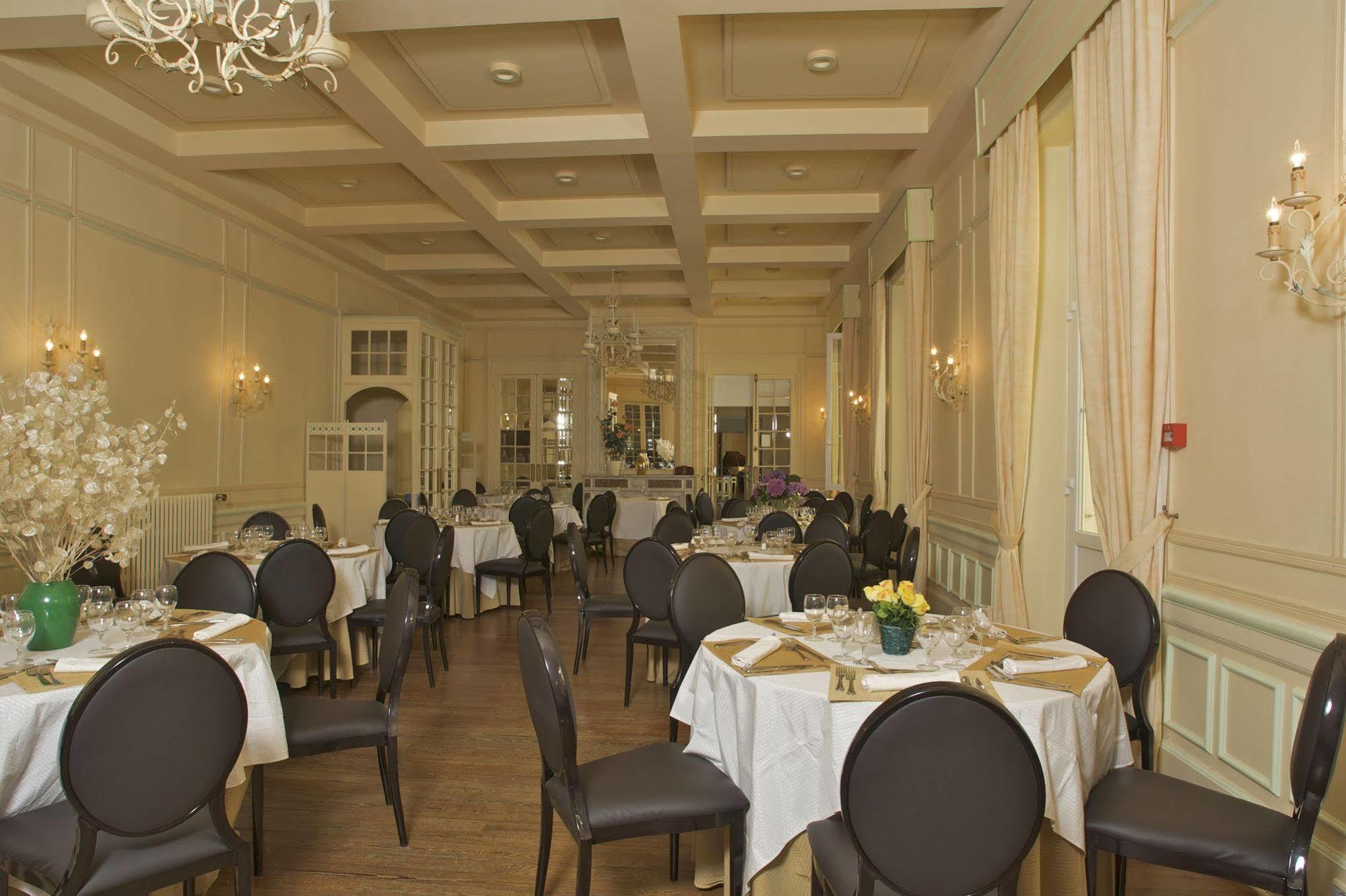 Grand Hotel Des Bains Vals-les-Bains Exterior photo